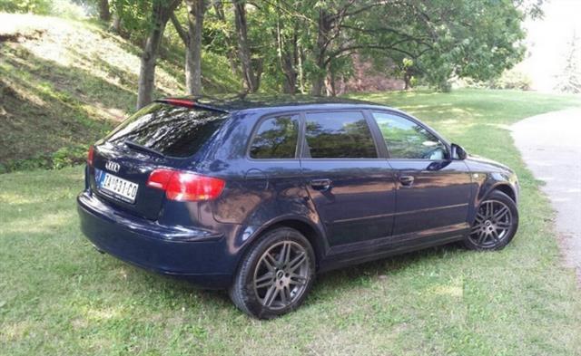 Audi-A3-sportback--06-