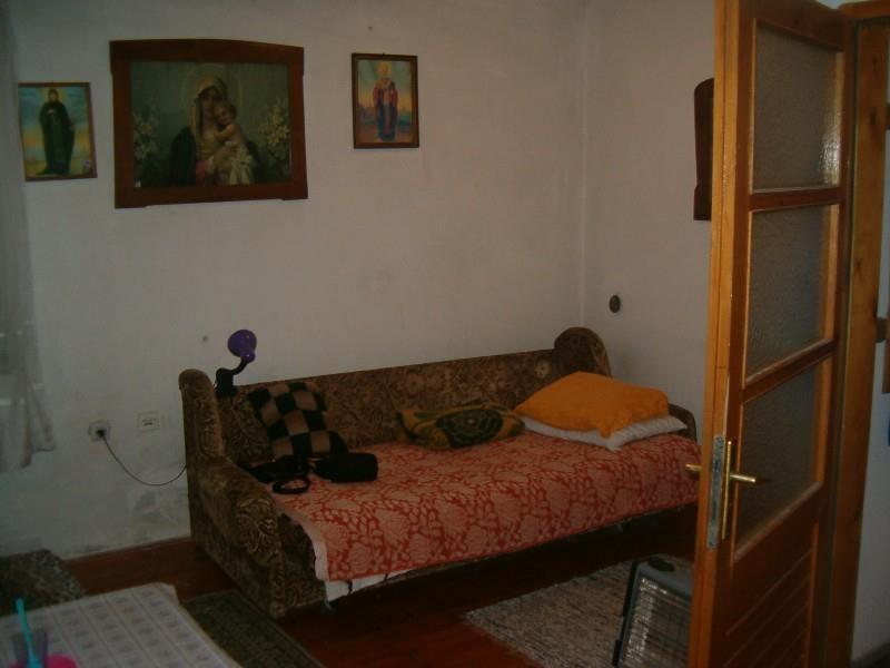 ODLICAN-dvorisni-stan