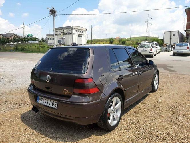 Golf 4