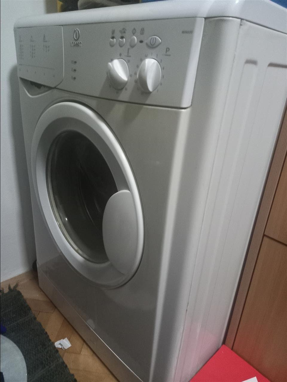 veš-mašina-Indesit