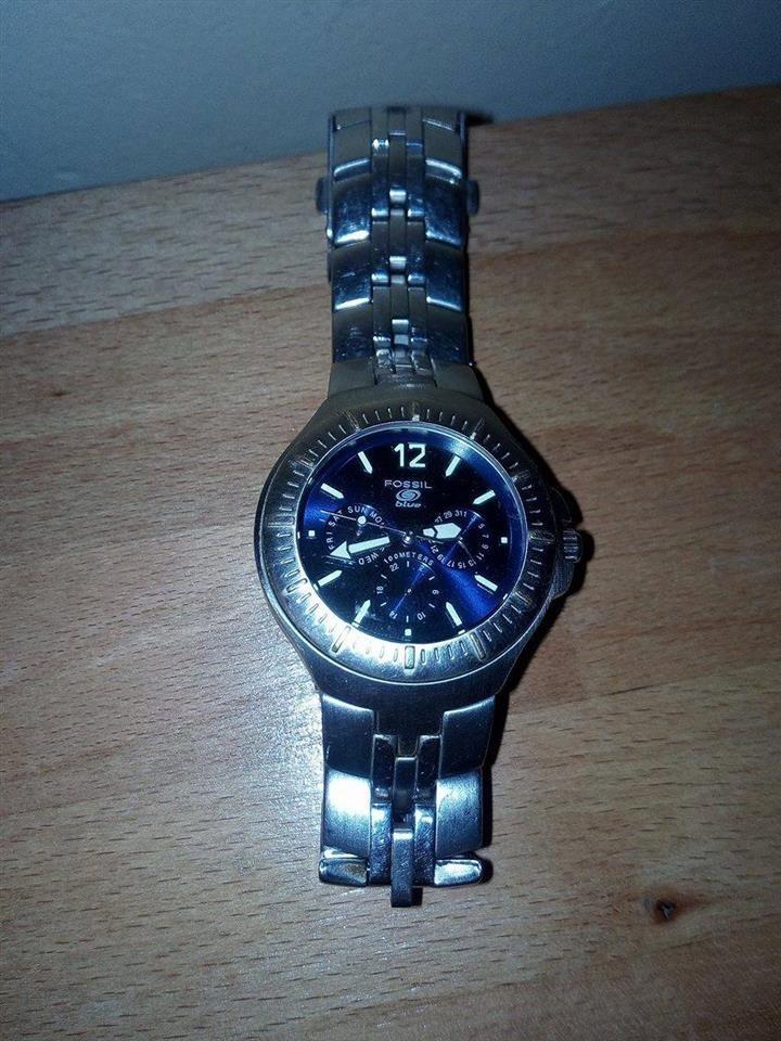 Fossil-blue
