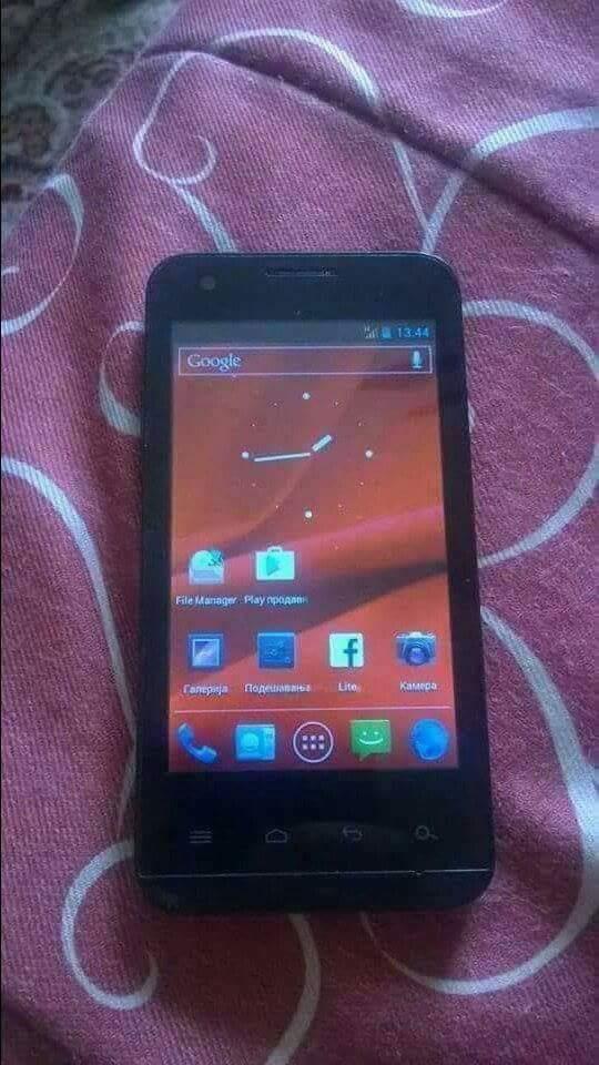 Prestigio-MultiPhone-4040-duo