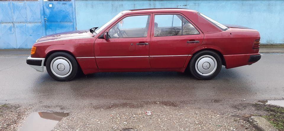 Mercedes-124-200D