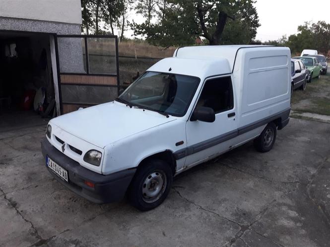 Renault Express 19