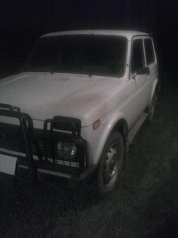 Lada Niva -03