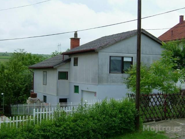 Oglas Kuca 200m2 Sremcica Prodaje Se Beograd Nekretnine Kuce Vile Kuca 200m2 Sremcica Broj Soba 5 Adresa Sremcica Povrsina 200