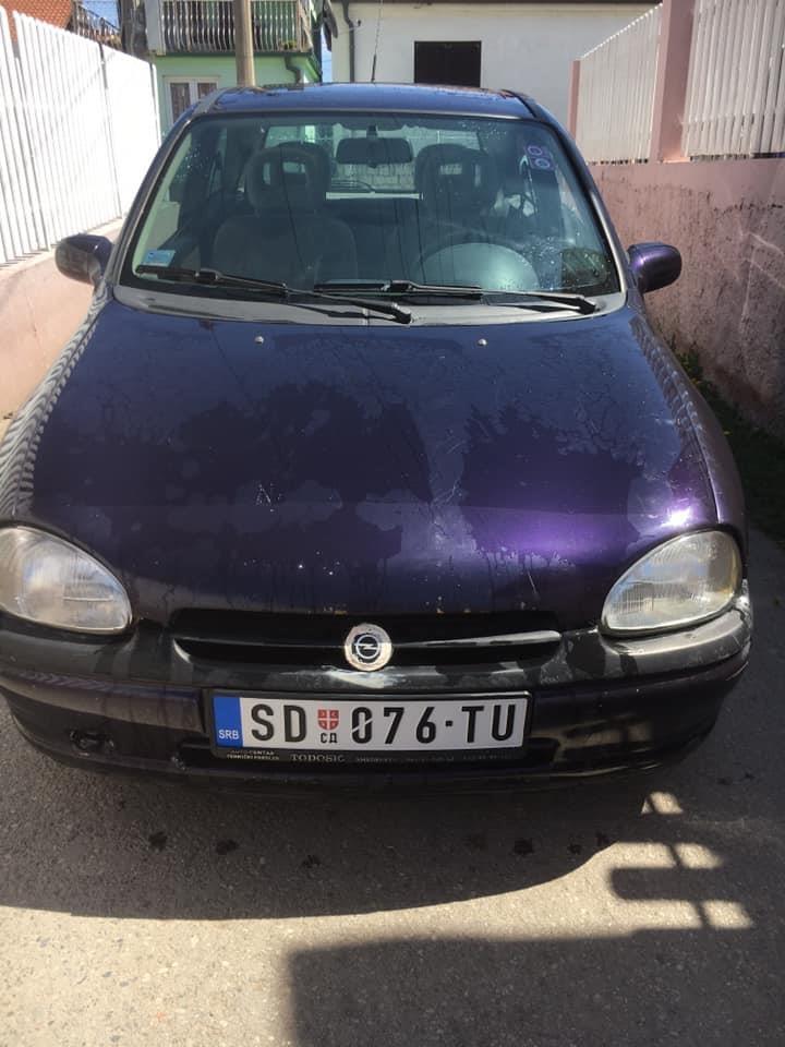 Opel-corsa