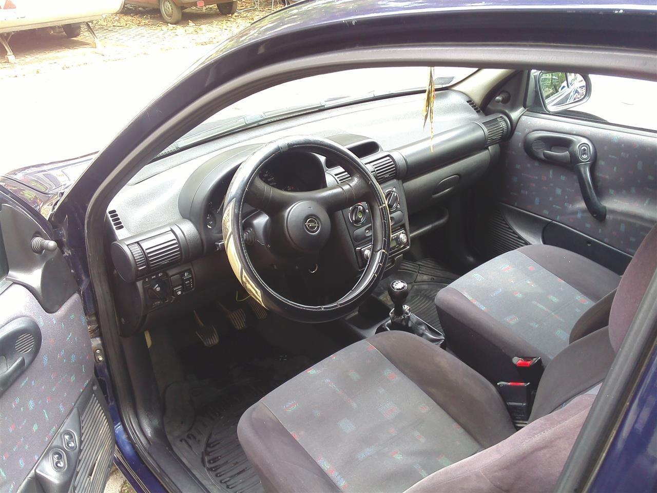 Opel-Corsa-b--98