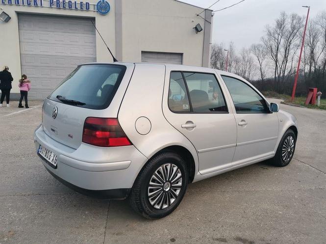 Vw golf 4 1.9 tdi. BAS DOBAR