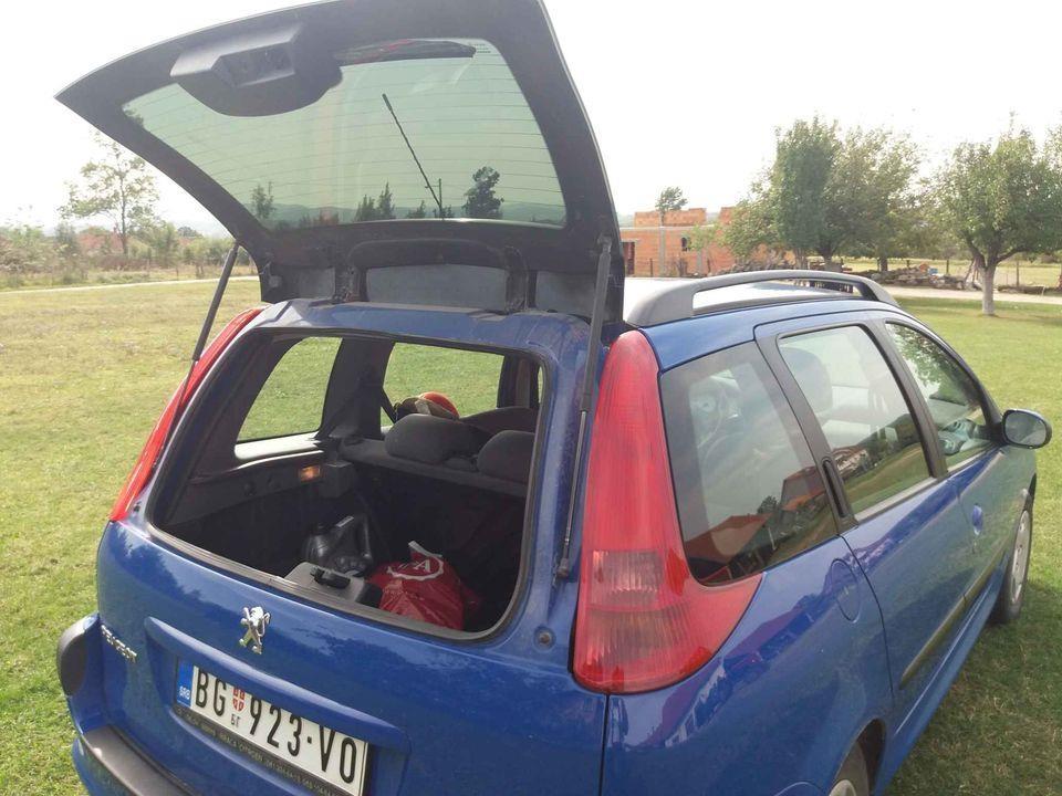 Peugeot-206