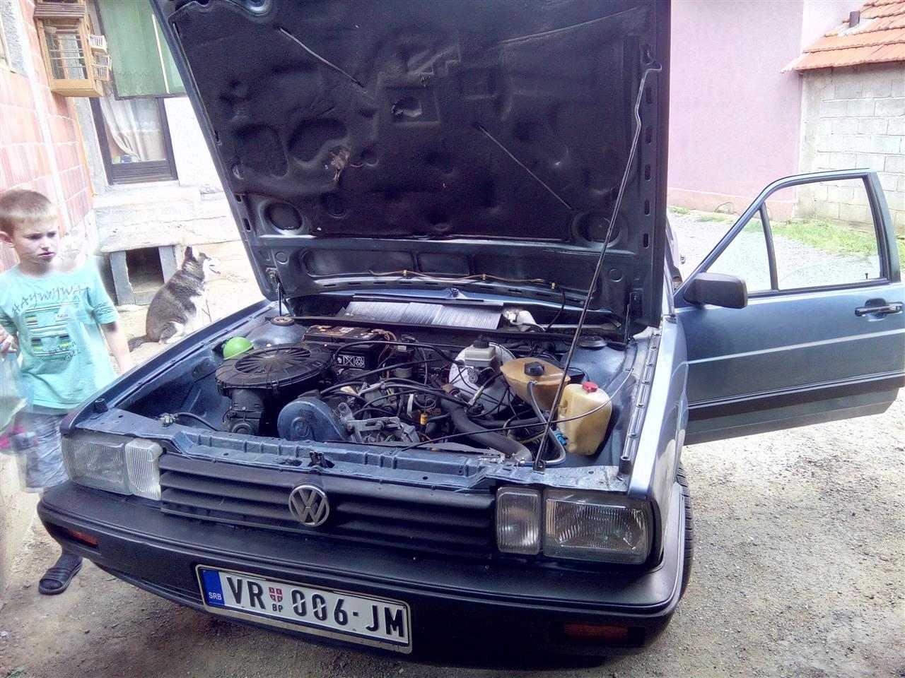 VW-Passat-b2-