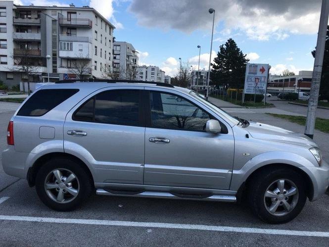 Kia Sorento DeLovi