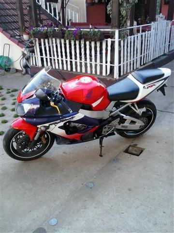 Honda-CBR-929RR