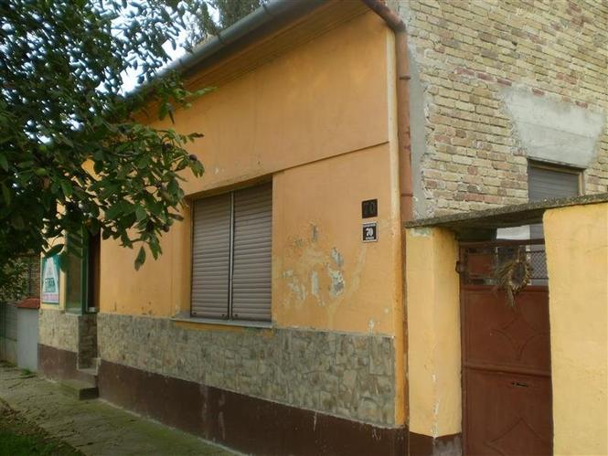 Kuce od 132m2 u BOTOSU