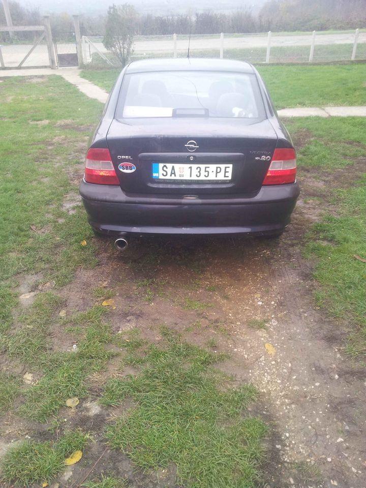 Opel-vektra-2-0-16v