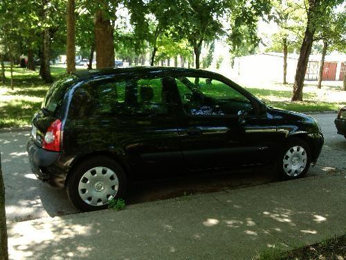 Renault-Clio--05