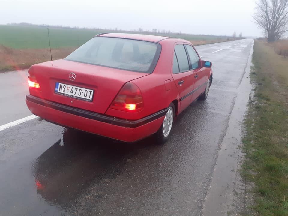 Mercedes-C200