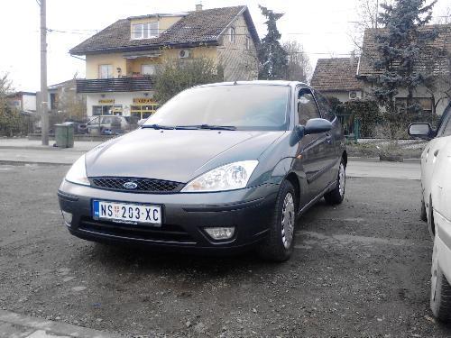 Ford Focus -04