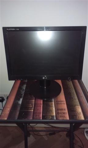 Monitor-LG-Flatron-L177WSB