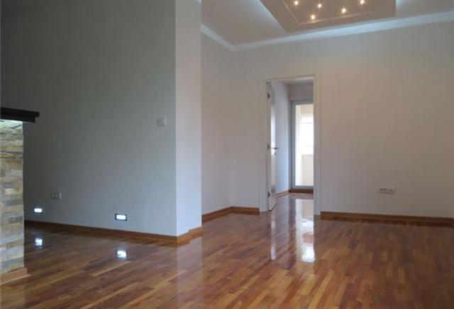 Stan 45m2 u Karaburma