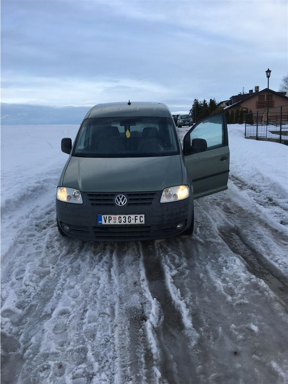 VW-CADDY