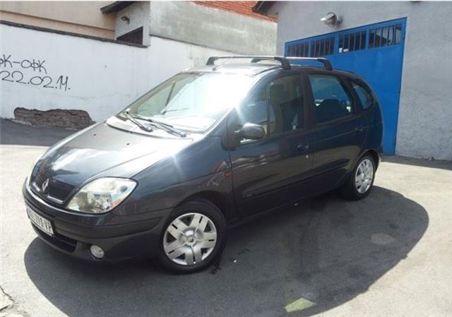 Renault Scenic 1.9 DCI -02  