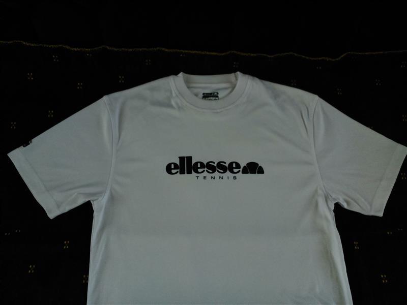 Ellesse-majica