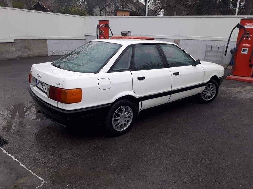 Audi-80