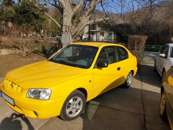Hyundai Accent