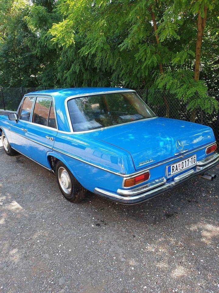 Mercedes-250s
