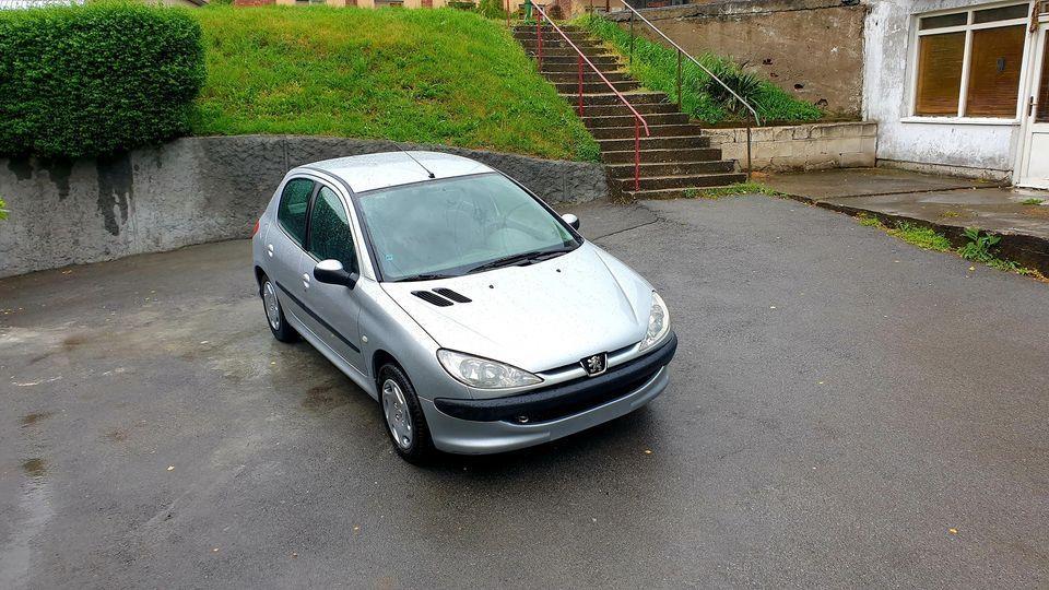 Peugeot-206