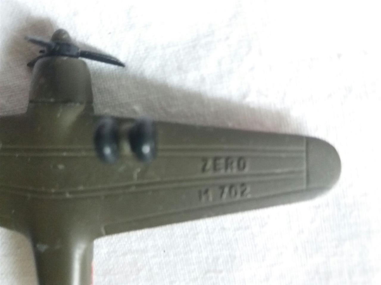 Pilen-sa-zero-m-702
