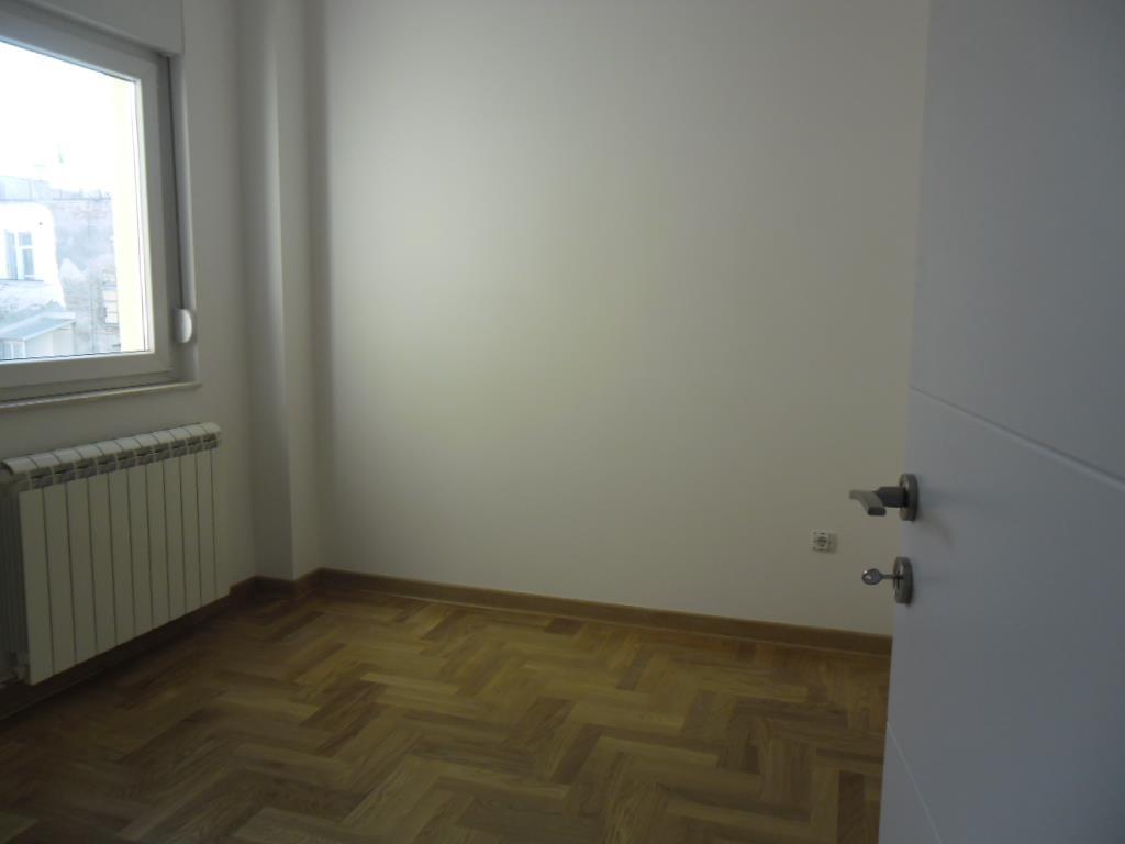 Lux-ćetvorosoban-Đeram
