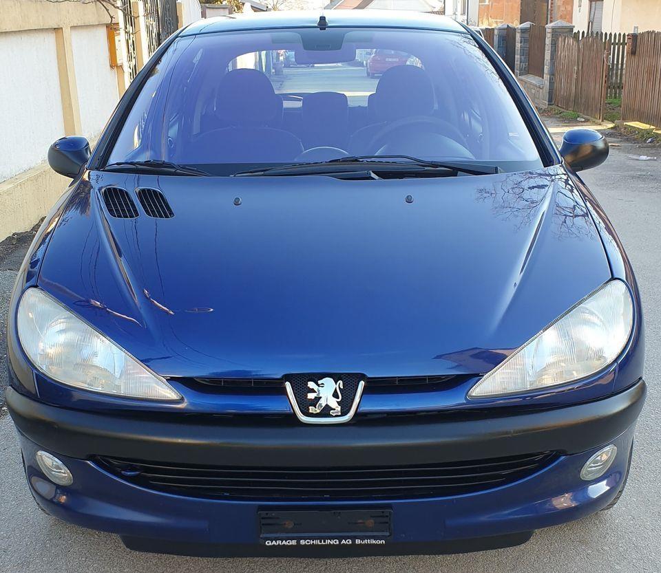 PEUGEOT-206
