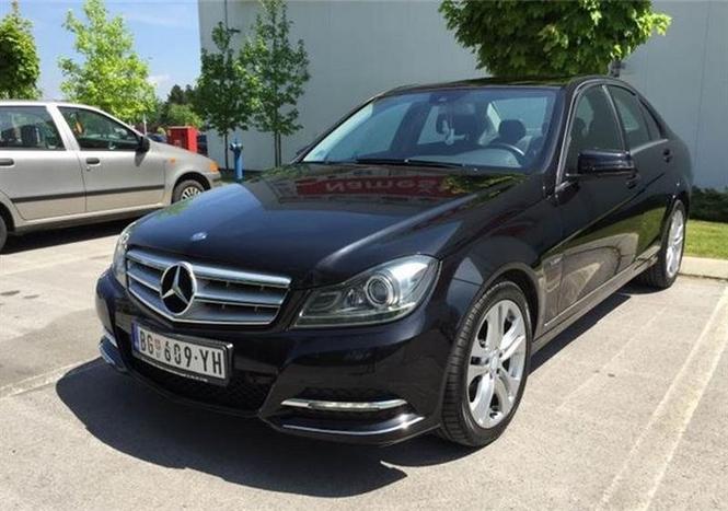 Mercedes-Benz C250 4matic -11