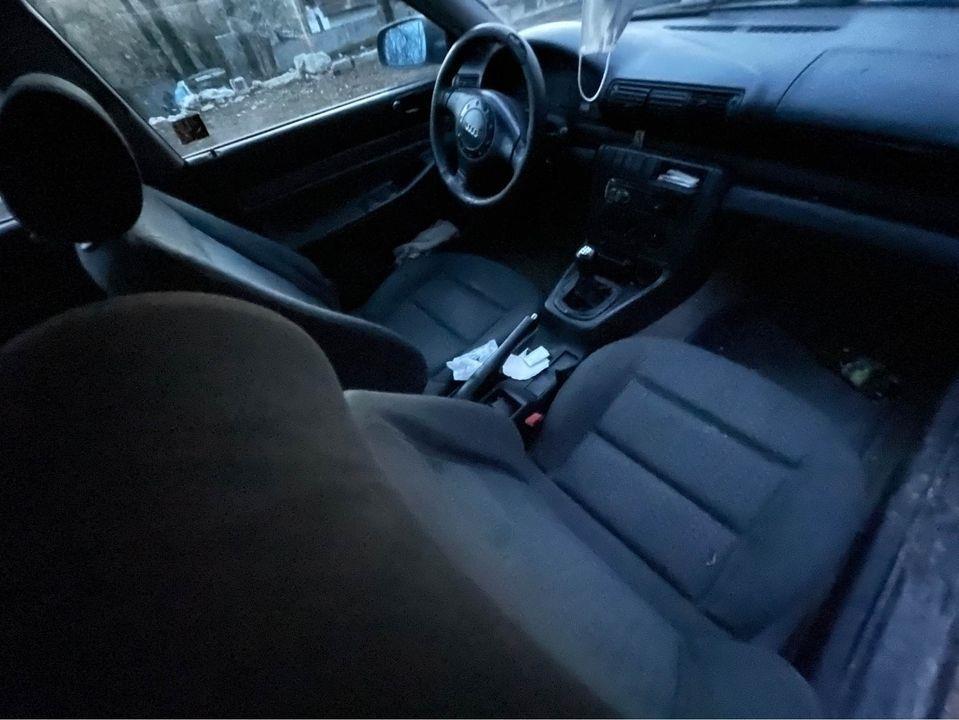 Audi-A4