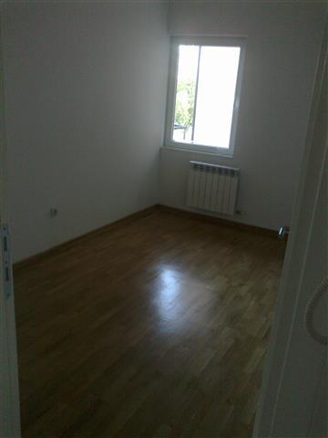 Stan 49m2 u Batajnici