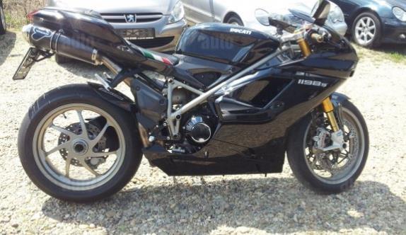 Ducati-1198-S
