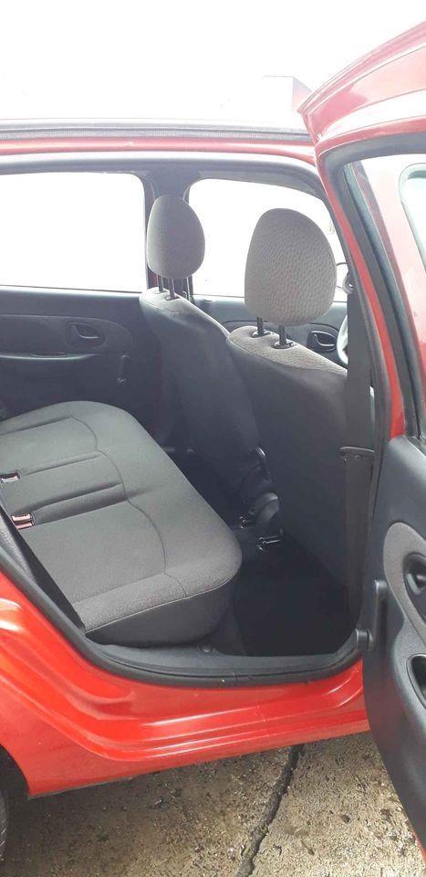 Renault-Clio-1-5-DCI