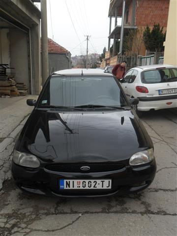 Ford-Escort-1-6--97
