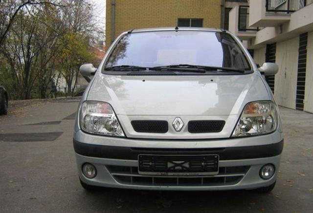 Renault-Scenic-1-6-16V-Exspression--01