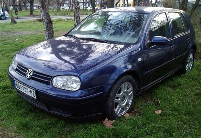 VW Golf IV -01