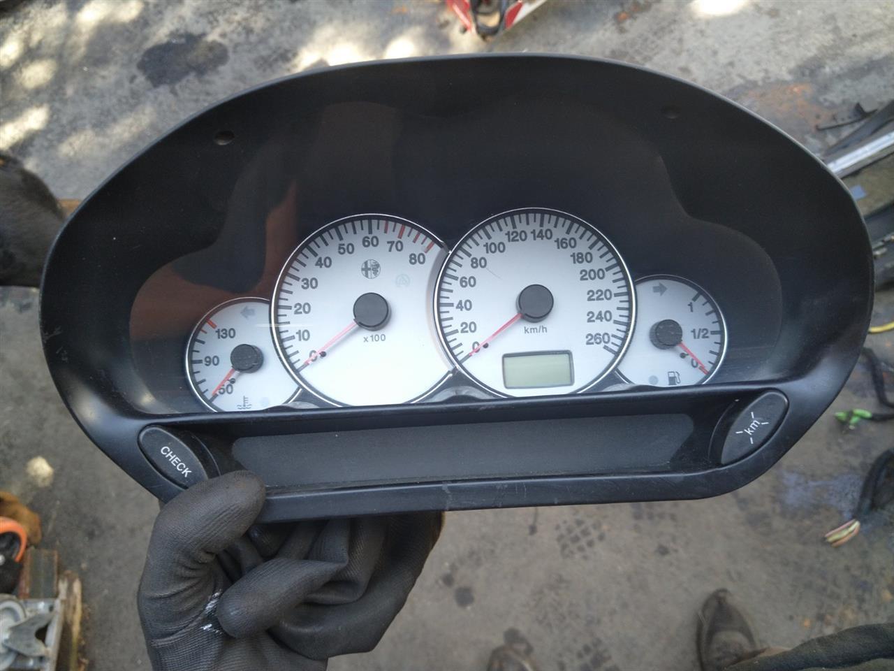 Alfa-Romeo-166-km-sat-2-0-ts