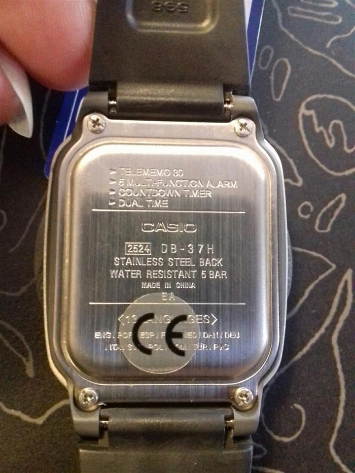CASIO-ručni-sat-NOV-