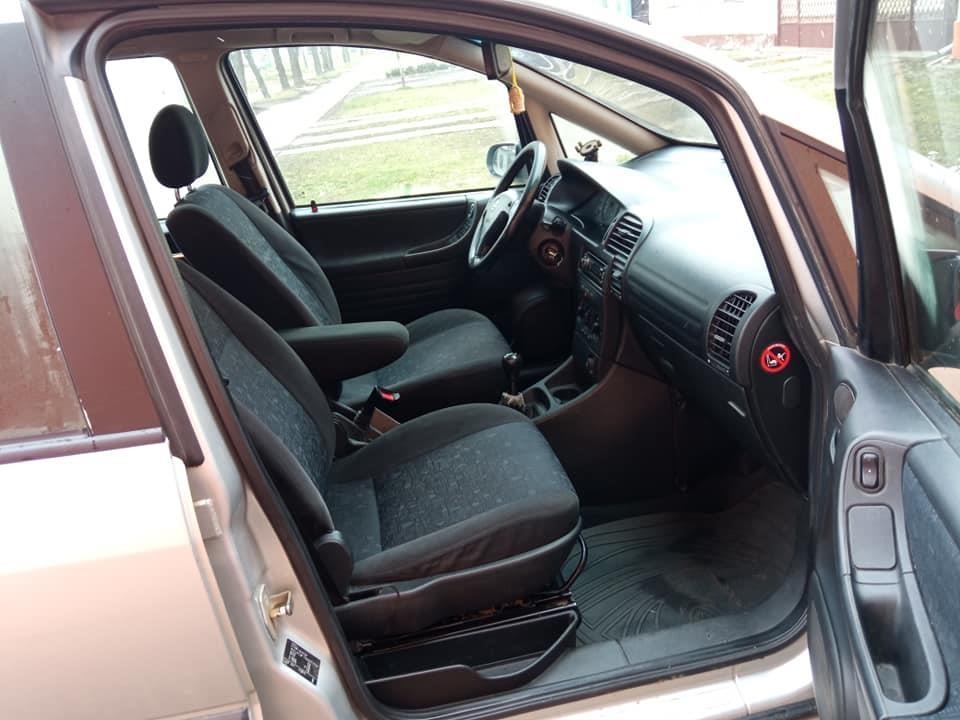 Opel-Zafira