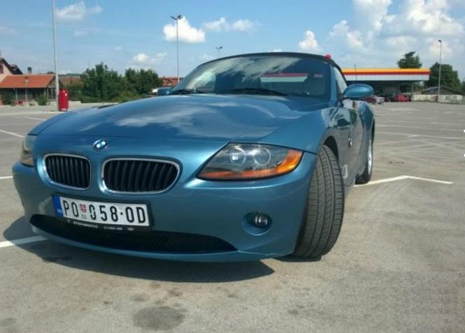 BMW Z4 2.2i -04  