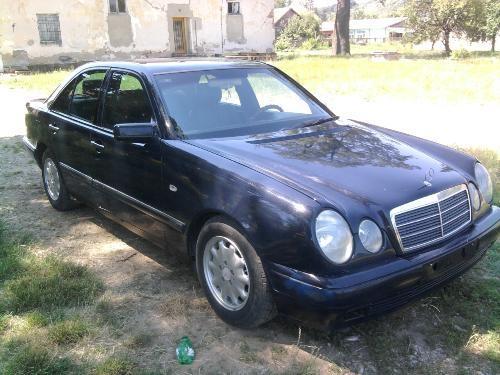 Mercedes-Benz-E-elegance---95