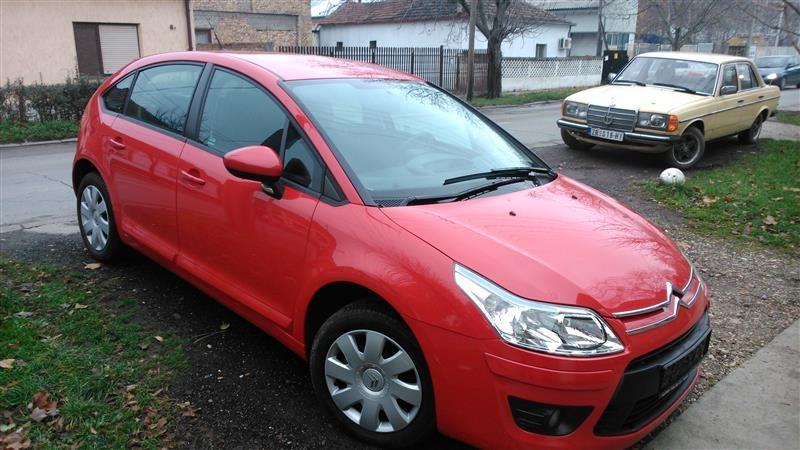 Citroen-C4-1-6HDi--09