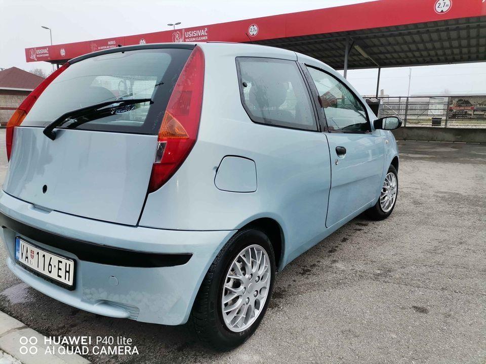 Fiat-Punto-1-2-8v