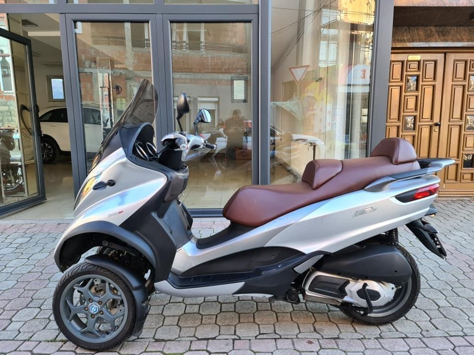 PIAGGIO-MP3-LT-300ie-2014-god